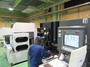 金型製造現場3(WED)