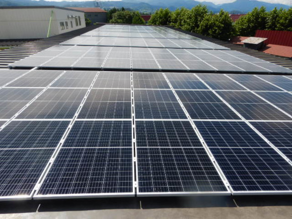 太陽光発電システム写真2
