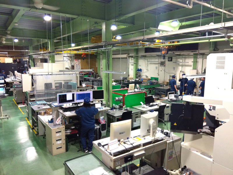 金型工場